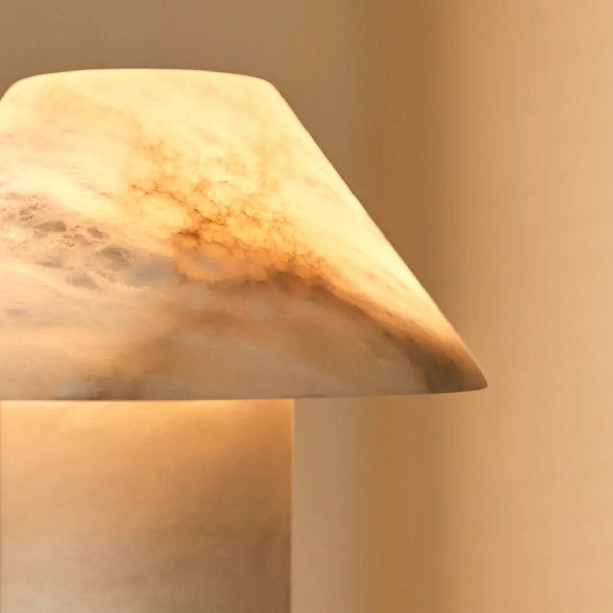 Eleonora Stilvolle Alabasterlampe | Luxuriöses Design