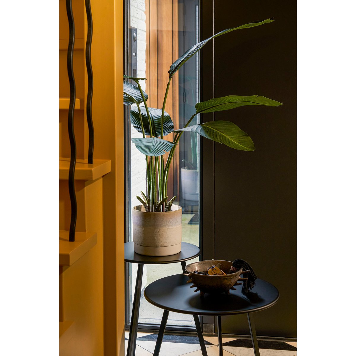 Blumentopf in Olof Crème