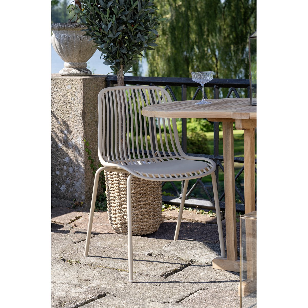 Branson 4er Set Gartenstühle – Sand, stapelbar