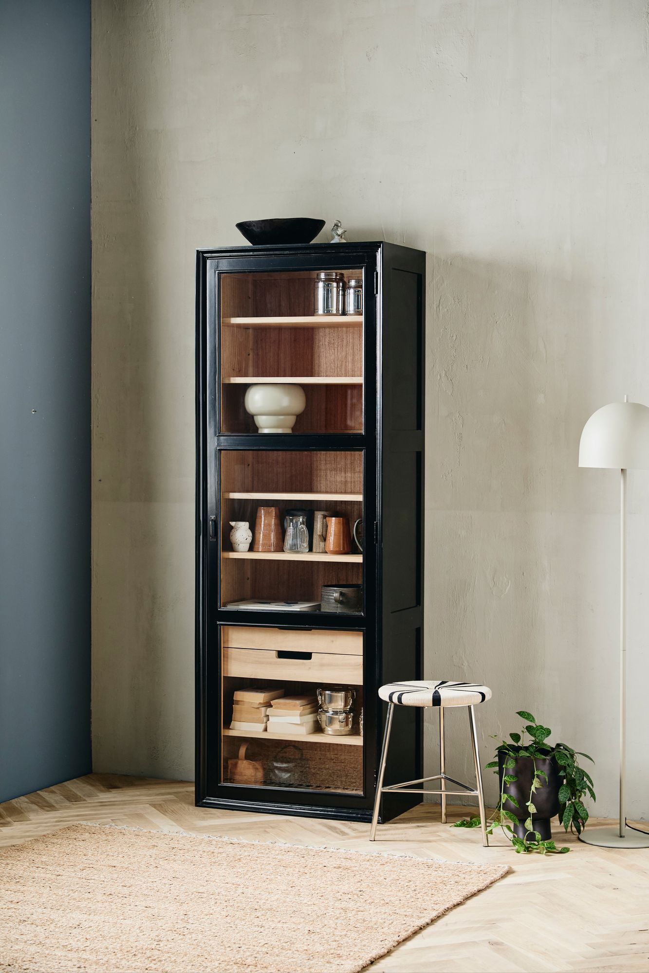 Nordal VIVA cabinet, 1 Tür - black