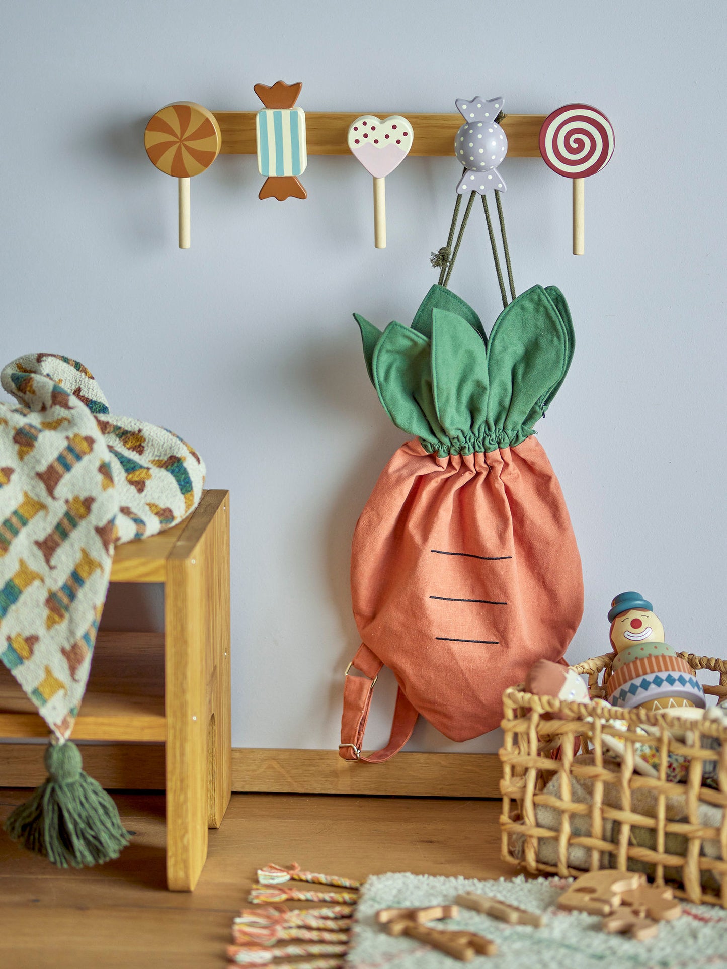 Bloomingville MINI Rudy Garderobe, Bunt, FSC®100%, MDF