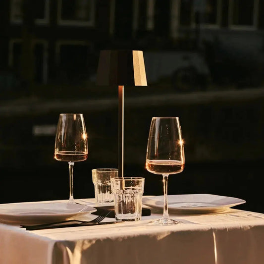 Kombi-Set Profi | 4 x wiederaufladbare Tischlampen mit Ladestation