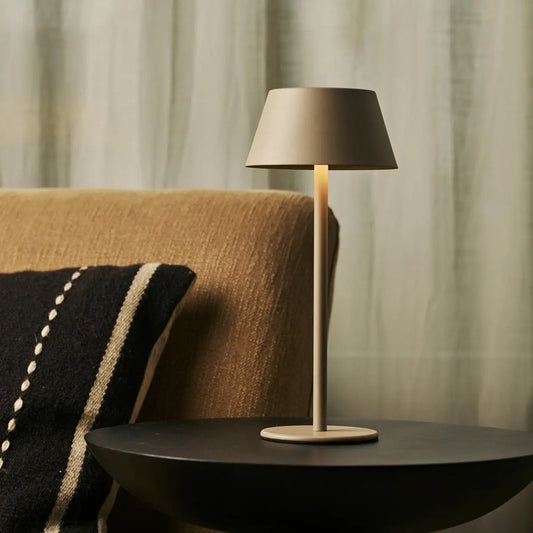 Milou Koala Brown Tischleuchte ohne Kabel | Modern, Design und 3 Lichtmodi
