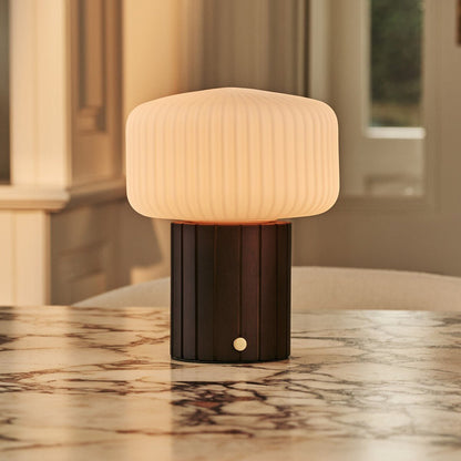 Dunkelbraune wiederaufladbare Tischlampe Margaux