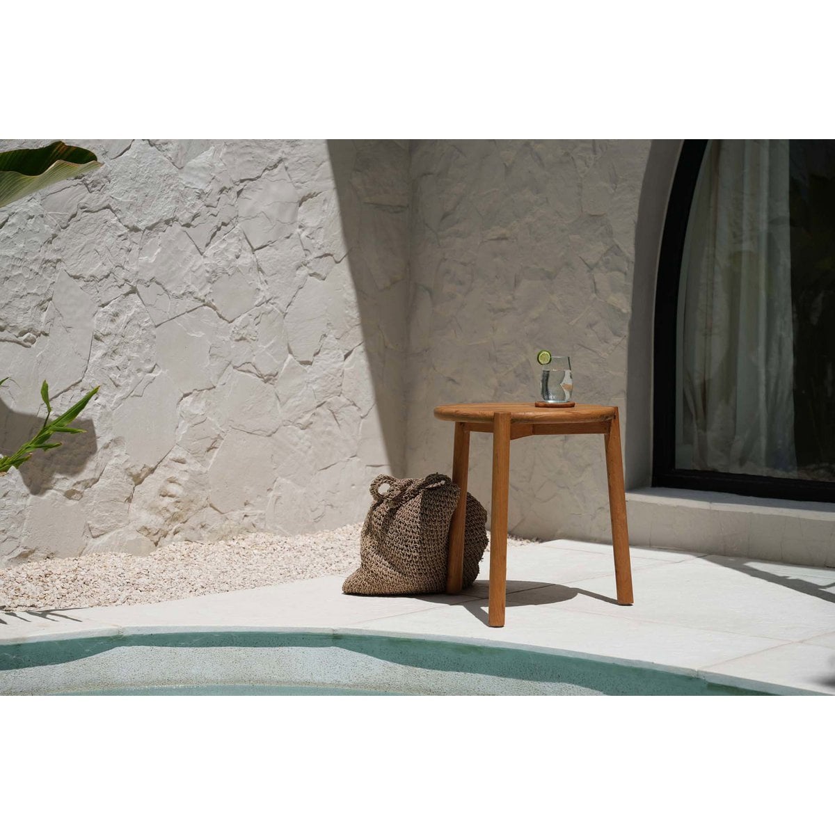 Der Gilimanuk Beistelltisch – Outdoor