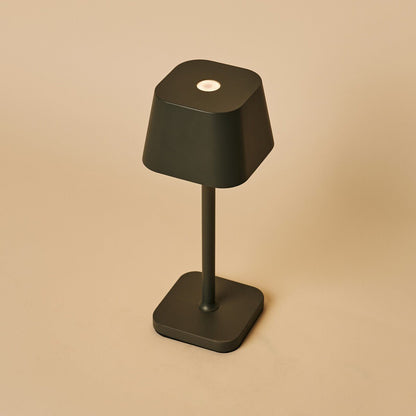 Ava Olivgrüne wiederaufladbare Tischlampe