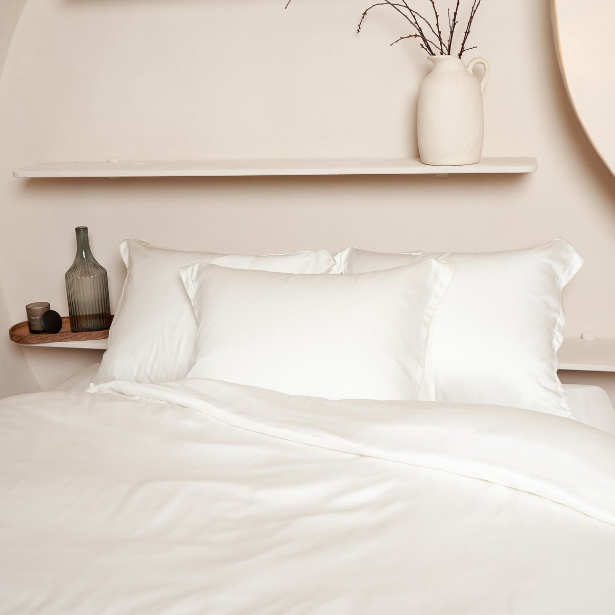 TENCEL™ – Satin-Kissenbezug in gebrochenem Weiß