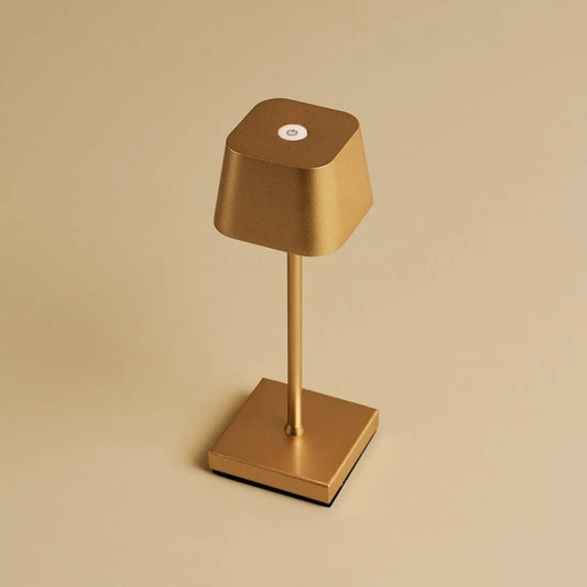 Sarphati Mini Gold Akku-Tischlampe | Wiederaufladbar über Ladestation