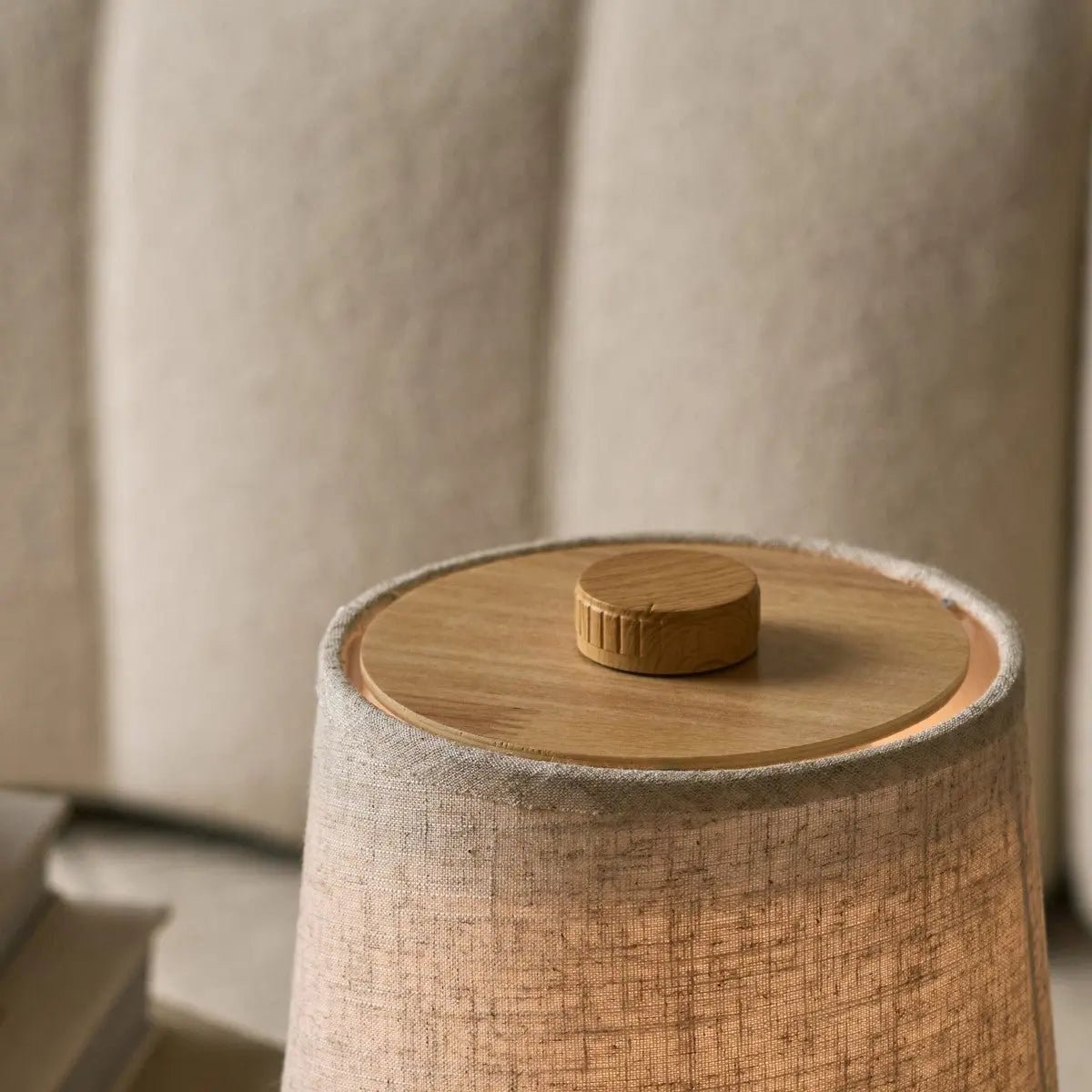 Rover Hellbraune wiederaufladbare Holzlampe