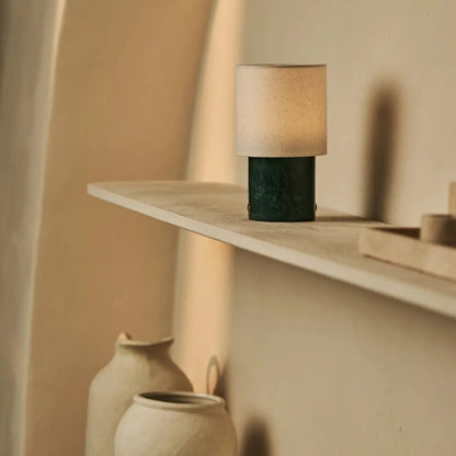 Dou Marmor | wiederaufladbare Tischlampe