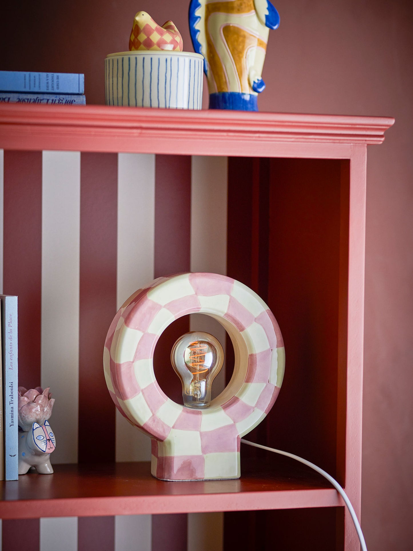 Bloomingville Vialini Tischlampe, Rose, Steingut