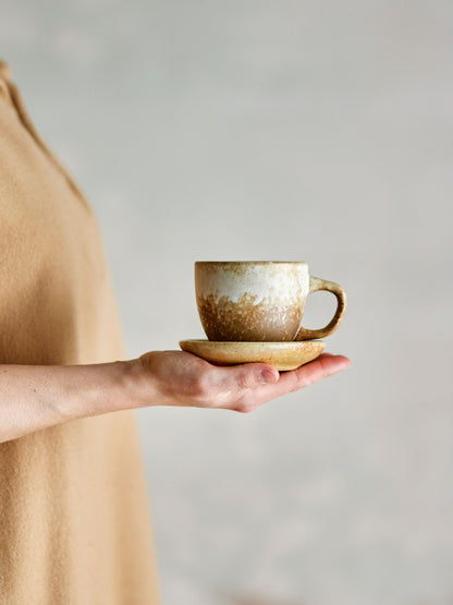 Bloomingville Brenta Tasse mit Untertasse, 4er Set