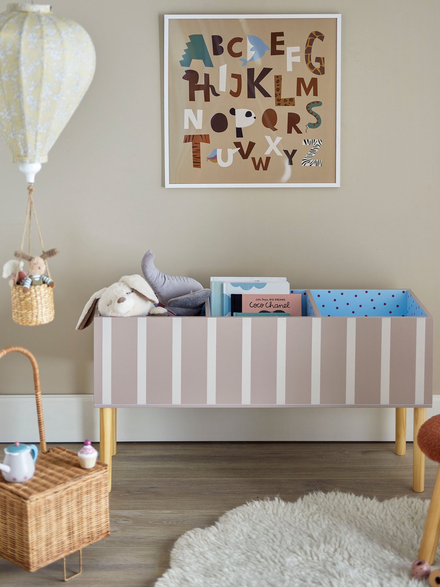 Bloomingville MINI Salam Bücherständer, Braun, FSC®100%, MDF