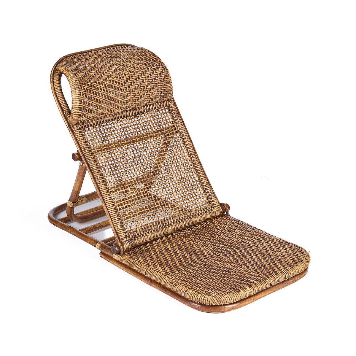 Die Rattan-Bodenliege – dunkles Walnussholz