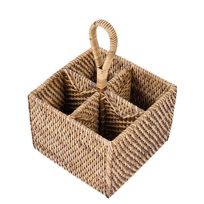 Der Rattan-Besteckbehälter Nr. 4 – Naturbraun