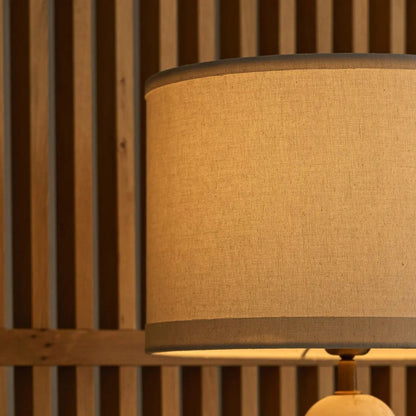 Charlotte Marmorlampe | Baumwollschirm und elegante Beleuchtung
