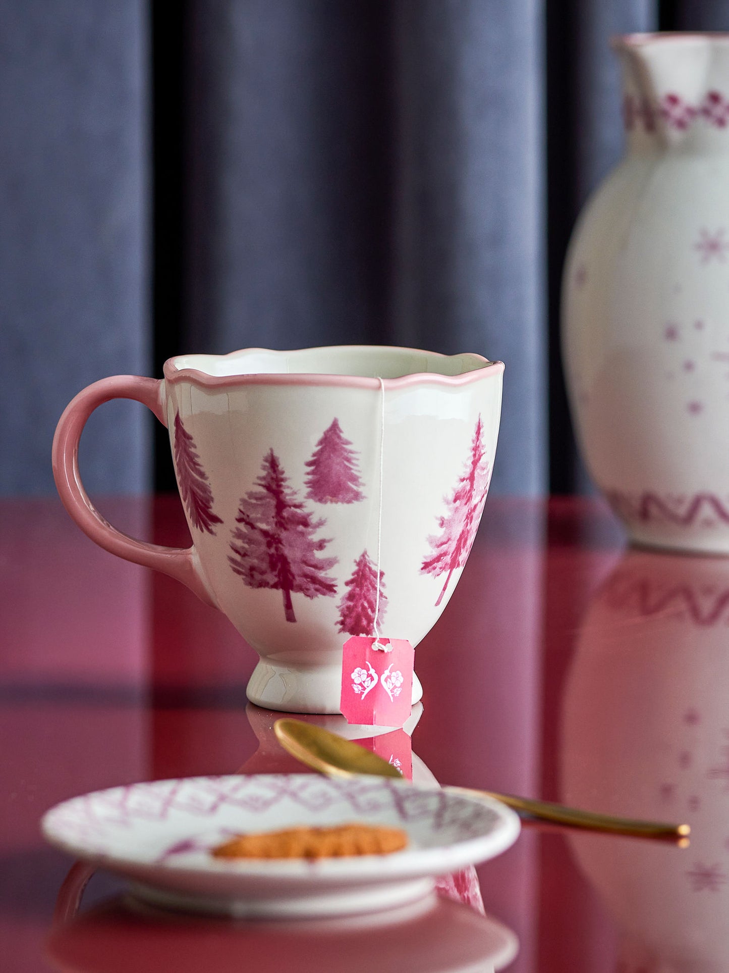 Bloomingville Wonderland Becher, Rose, Steingut