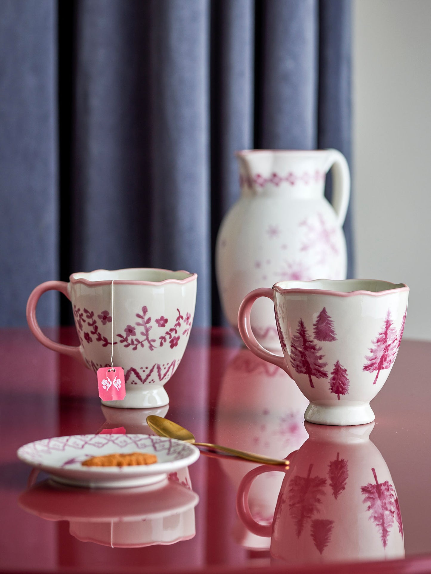 Bloomingville Wonderland Becher, Rose, Steingut