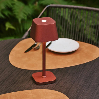 Ava Bronze wiederaufladbare Tischlampe | Stilvoll, kabellos und dimmbar