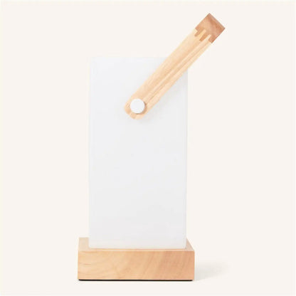 Harper Hellbraune Holzlampe | Tragbar, wiederaufladbar und vielseitig