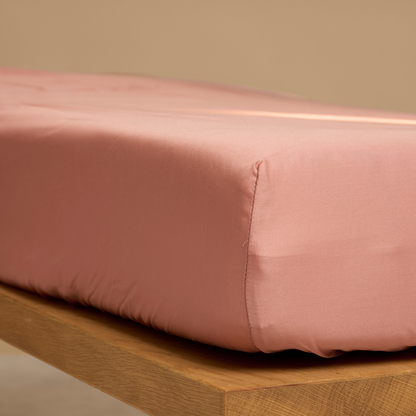 TENCEL™ – Satin-Spannbetttuch Terra Pink