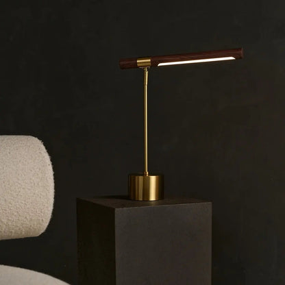 Livia goldene Metalllampe mit Holz | skandinavisches Design