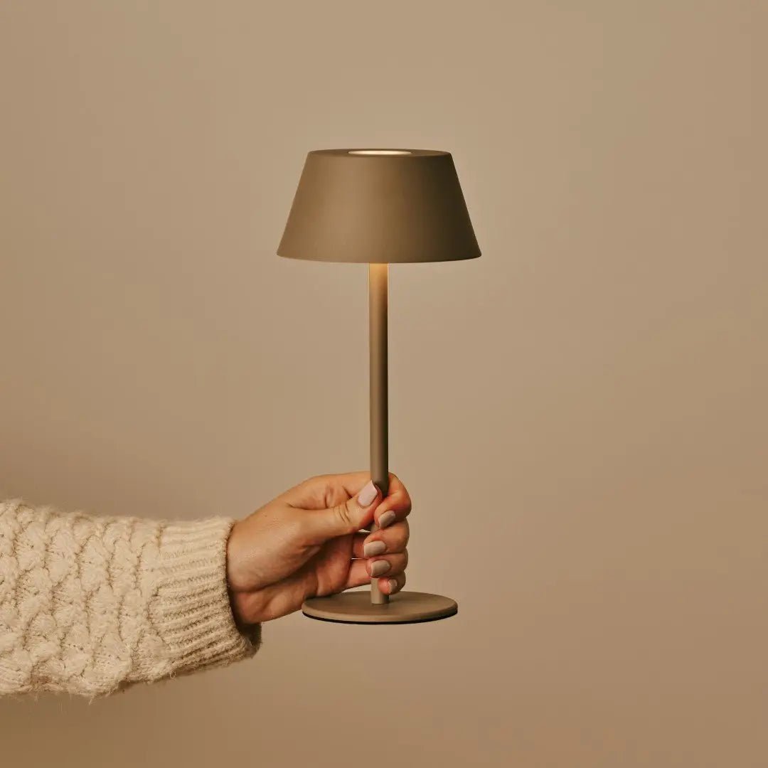 Milou Koala Brown Tischleuchte ohne Kabel | Modern, Design und 3 Lichtmodi