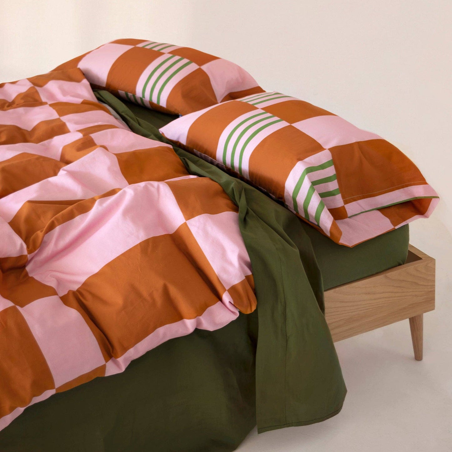 HAPPY FRIDAY farbiges Kissenbezug: 45x110 cm, 60x 70cm, 80x80cm