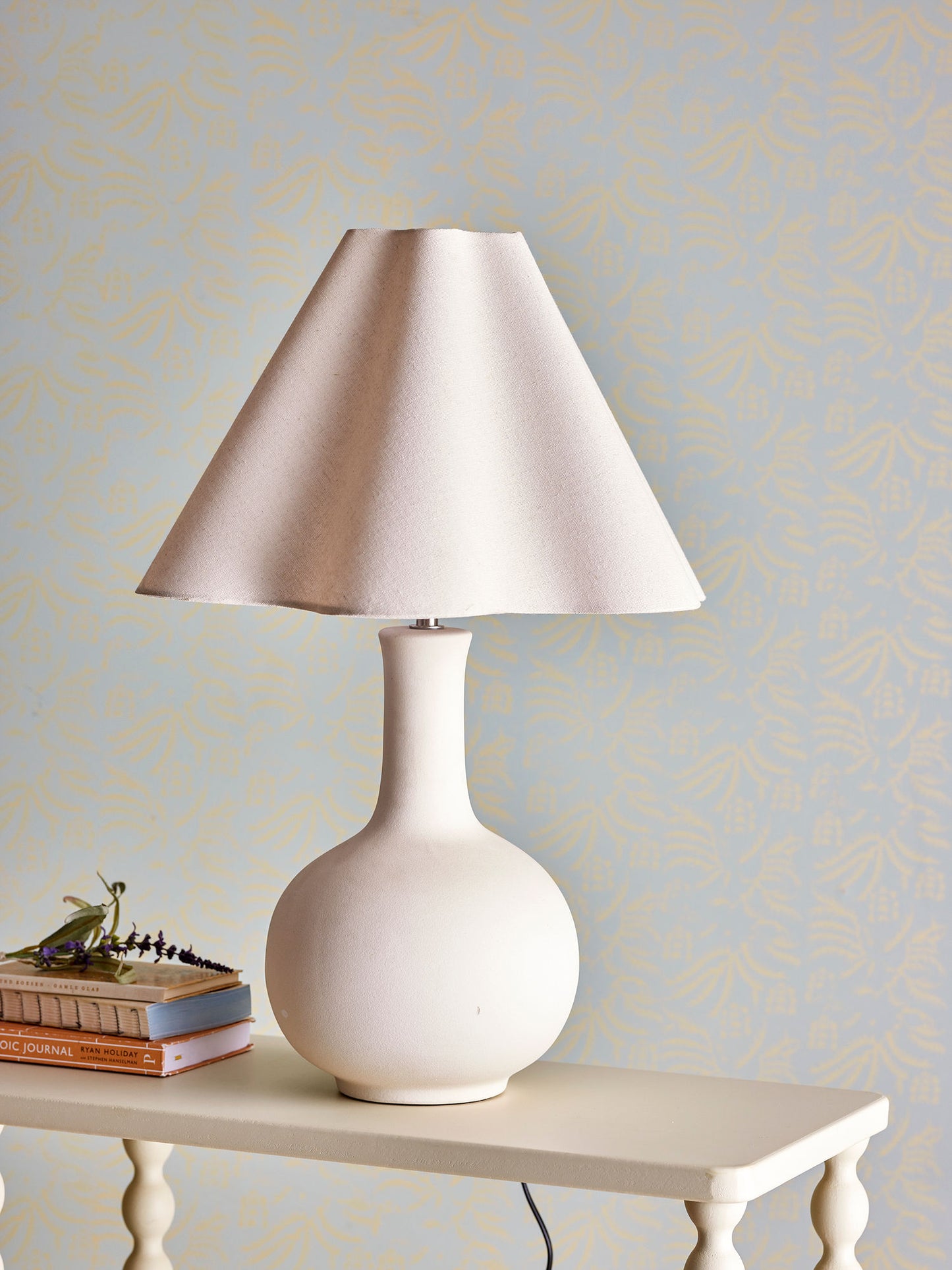 Bloomingville Heide Tischlampe, Weiß, Steingut