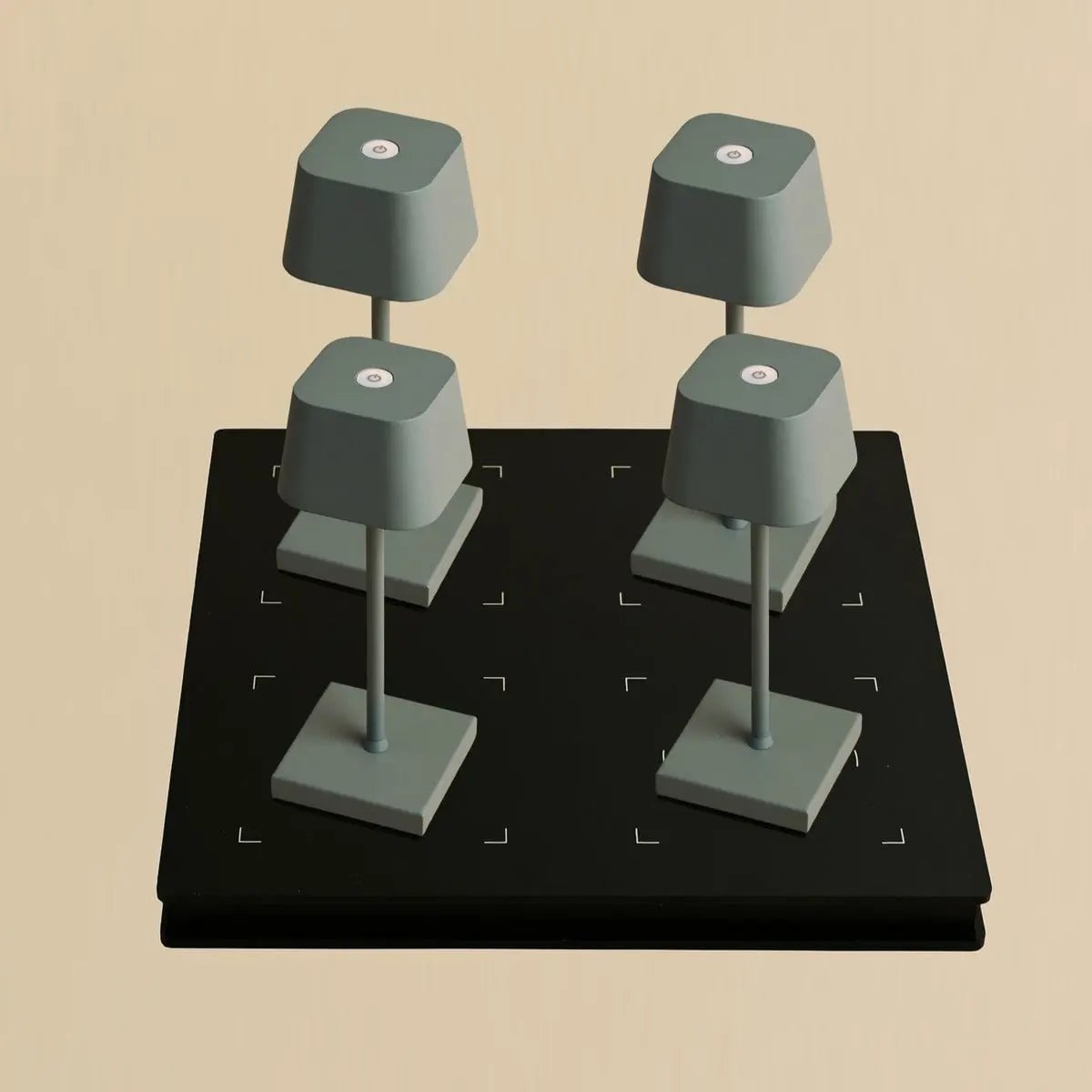 Kombi-Set Profi | 4 x wiederaufladbare Tischlampen mit Ladestation