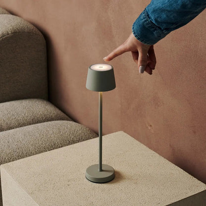 Vondel Mini Shadow Grey Akku-Lampe | Dimmbar und perfekt für das Gastgewerbe