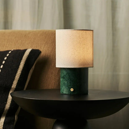 Dou Marmor | wiederaufladbare Tischlampe