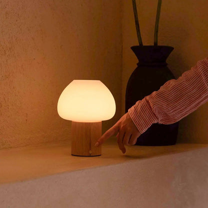 Fynn Hellbraune Holzlampe | dimmbar