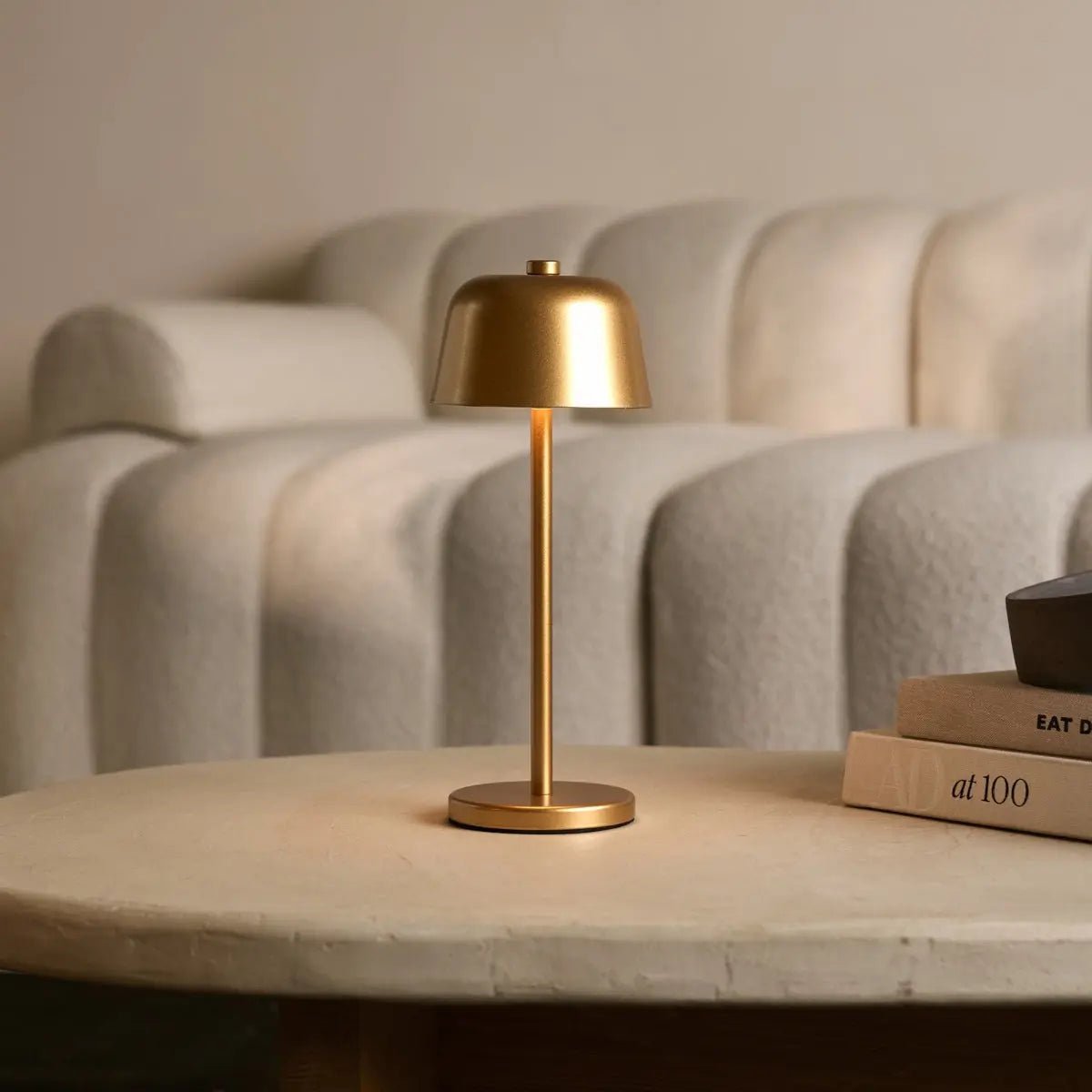 Anton Gold wiederaufladbare Tischlampe