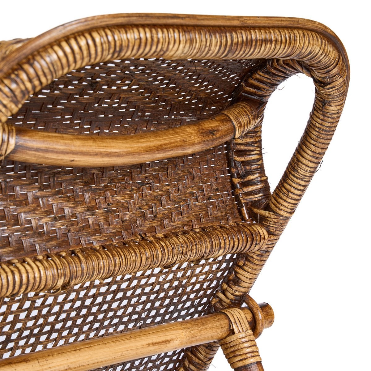 Die Rattan-Bodenliege – dunkles Walnussholz
