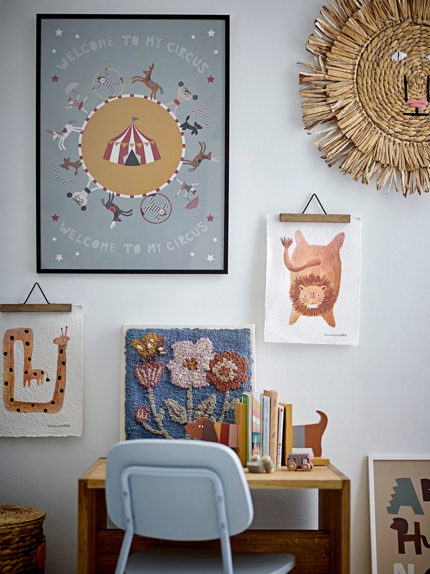 Bloomingville MINI Charlie Buchstütze, Bunt, FSC®100%, MDF