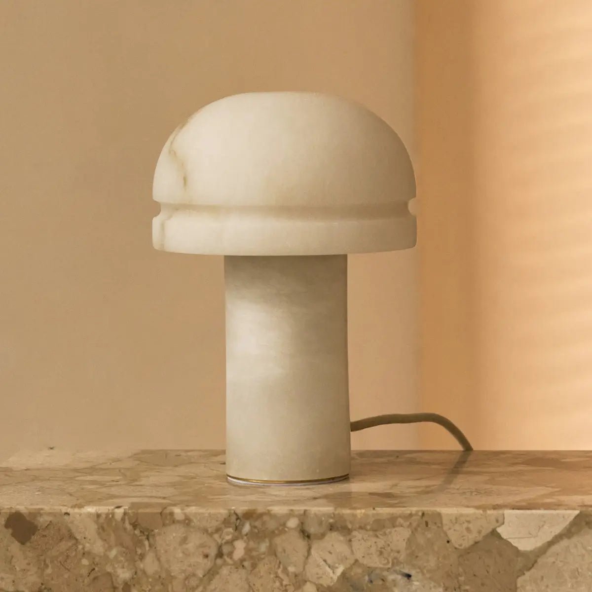 Leonardo Stilvolle Alabasterlampe | Elegante Beleuchtung