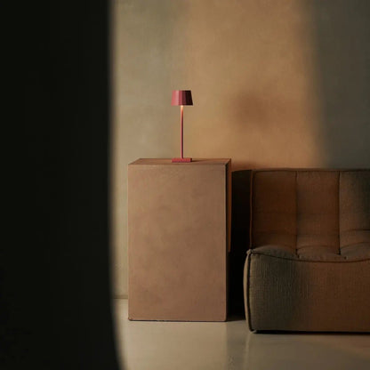 Wouter wiederaufladbare Tischlampe | flamingo pink