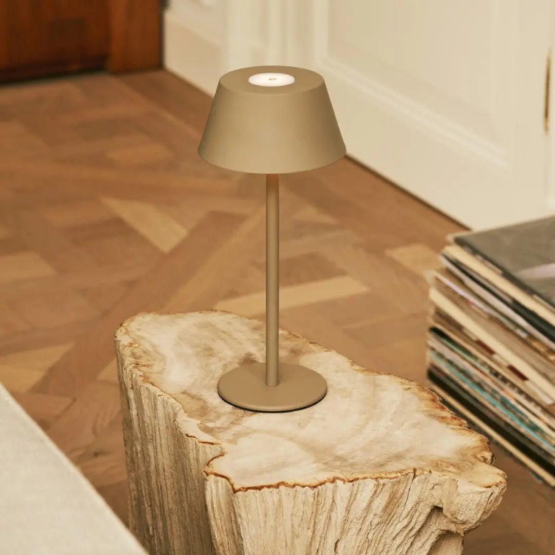 Milou Koala Brown Tischleuchte ohne Kabel | Modern, Design und 3 Lichtmodi