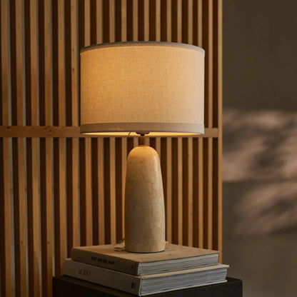 Charlotte Marmorlampe | Baumwollschirm und elegante Beleuchtung