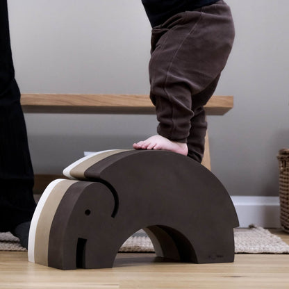 Elefant M Sandgrau