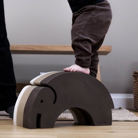 Elefant M Sandgrau