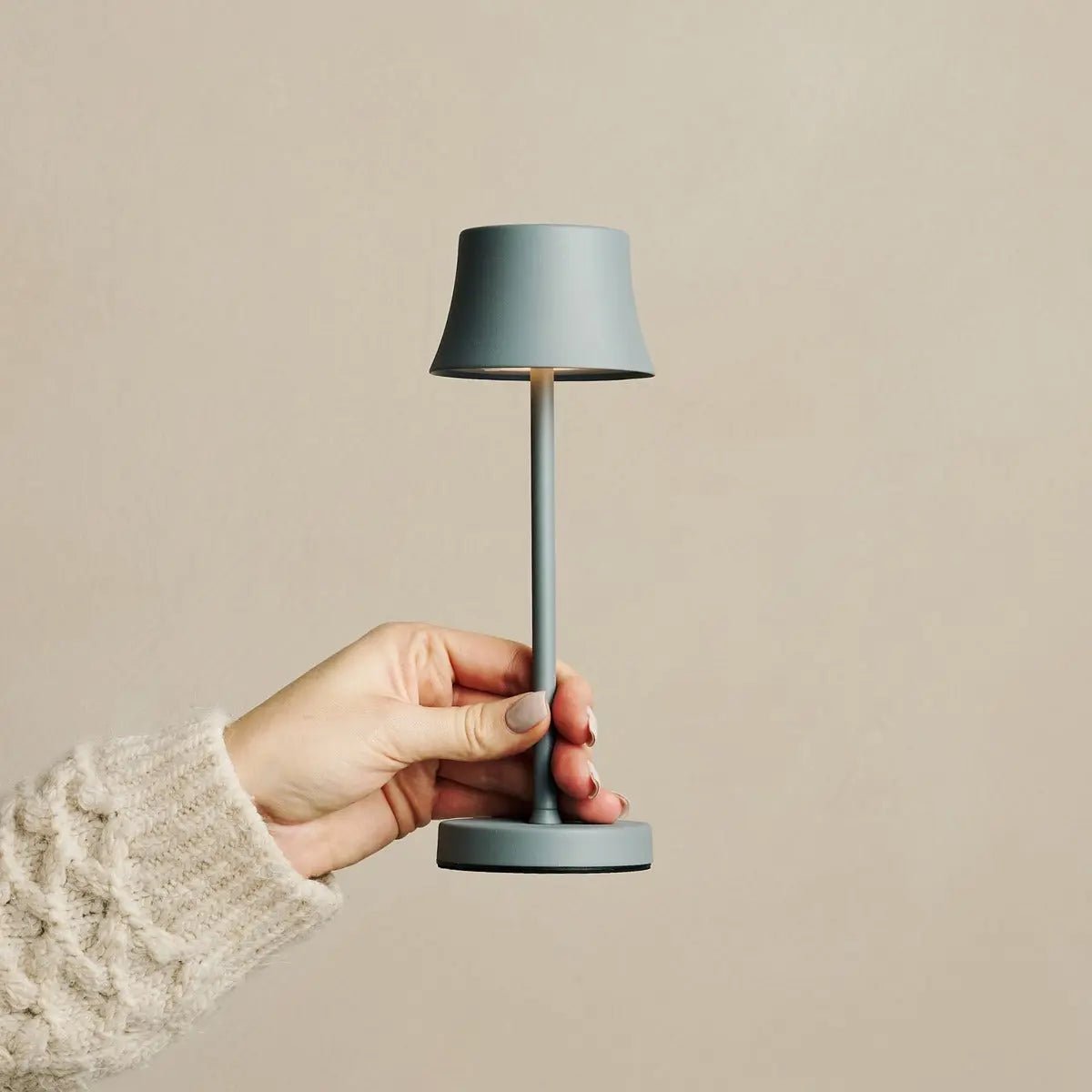 Mini Mouse wiederaufladbare Tischlampe | grau