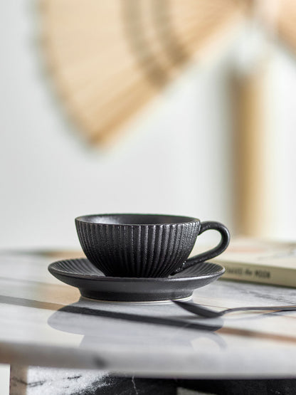 Bloomingville Neri Cappuccinotasse mit Untertasse, Schwarz, Steingut