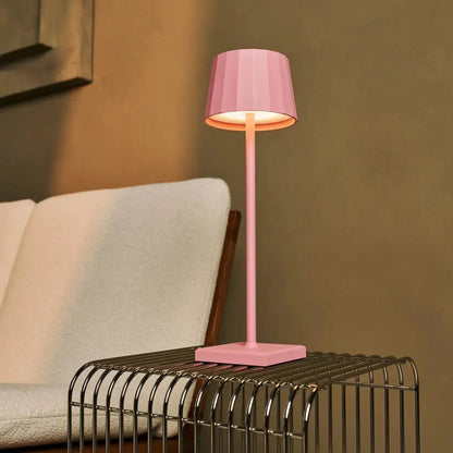 Wouter wiederaufladbare Tischlampe | flamingo pink