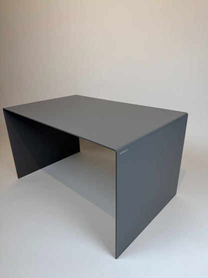 Couchtisch aus Aluminium