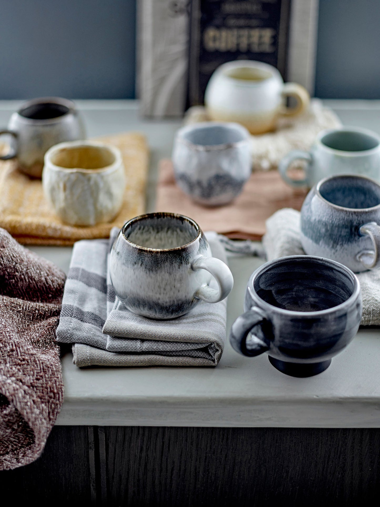 Bloomingville Paula Tasse, Grau, Steingut