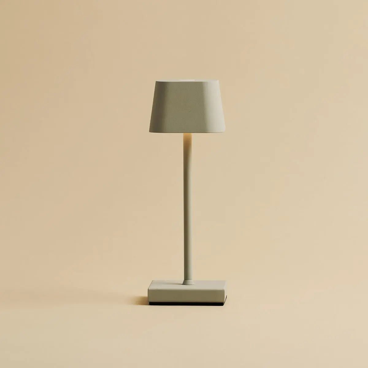Kombi-Set Profi | 8 x Sarphati Mini Shadow Grey wiederaufladbare Tischlampen mit Ladestation