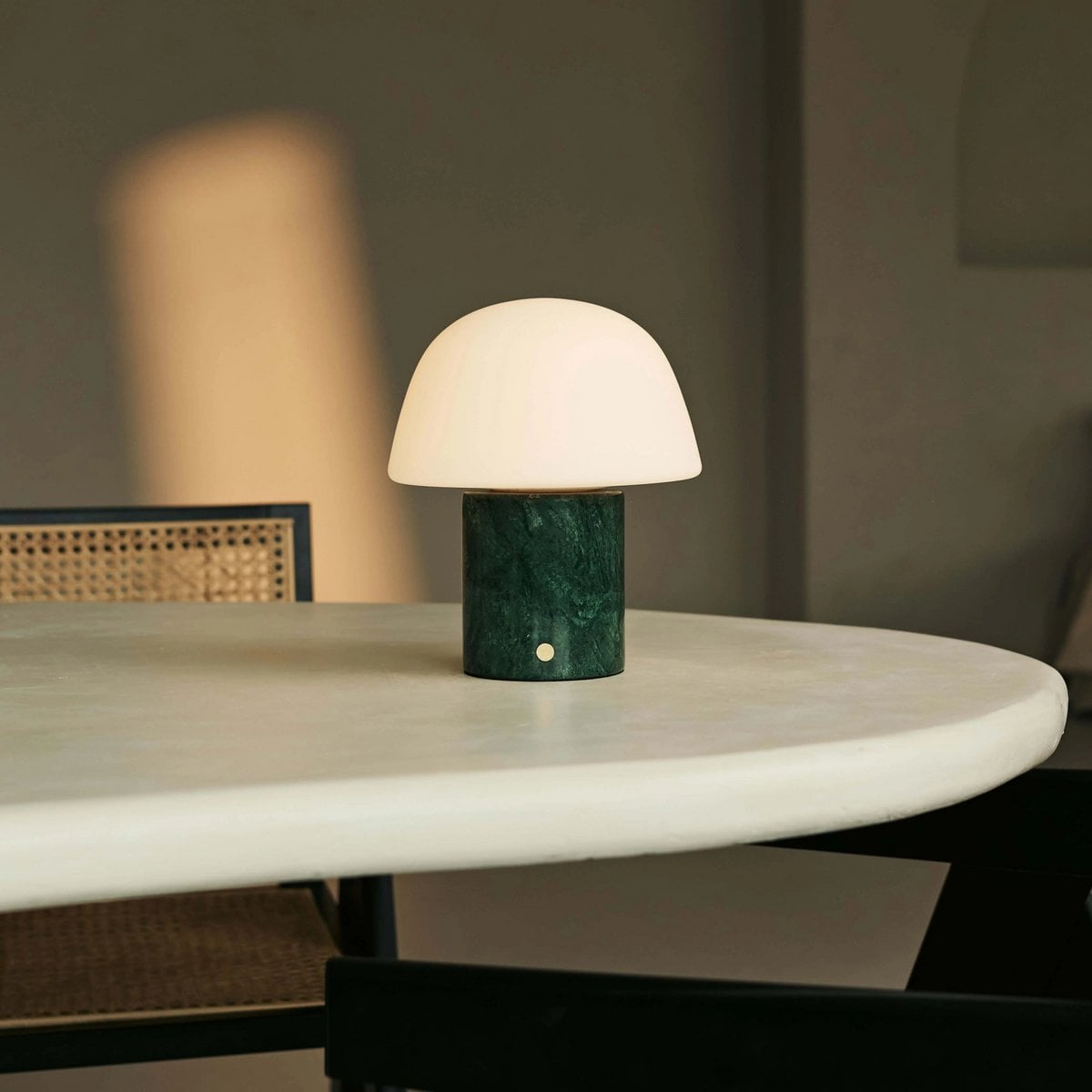 Verde Alpi Marmor Wiederaufladbare Tischlampe