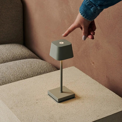 Kombi-Set Profi | 8 x Sarphati Mini Shadow Grey wiederaufladbare Tischlampen mit Ladestation